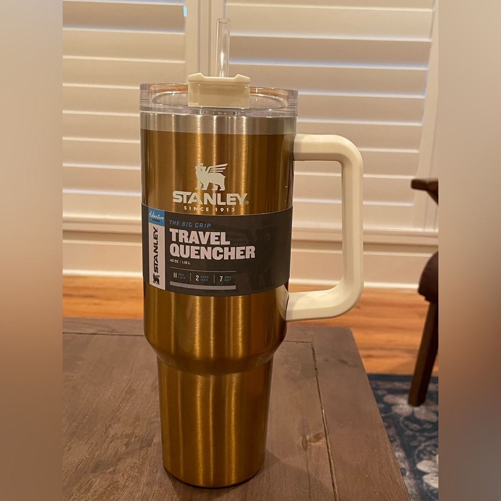 Brand new Stanley Adventure Quencher  Tumbler - 40 oz!